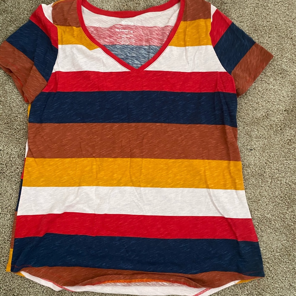 Sonoma v-neck t-shirt